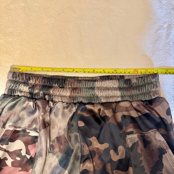 ♥️ Maniere De Voir Satin Camo Cargo Pants Joggers khaki pink purple 8 MDV - Picture 9 of 15